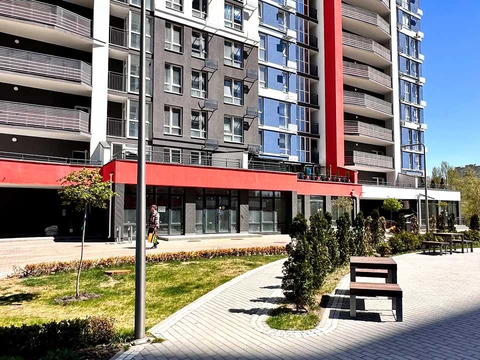 Квартира. Киев, Глеба Бабича ул. (канально)
