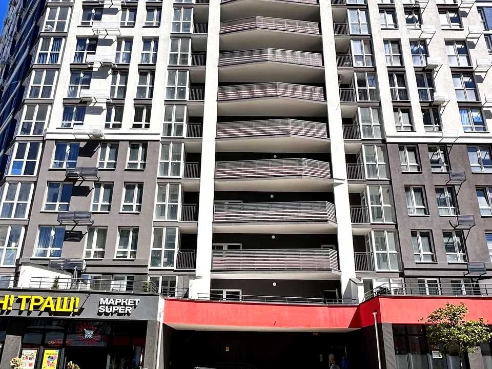 Квартира. Киев, Глеба Бабича ул. (канально)