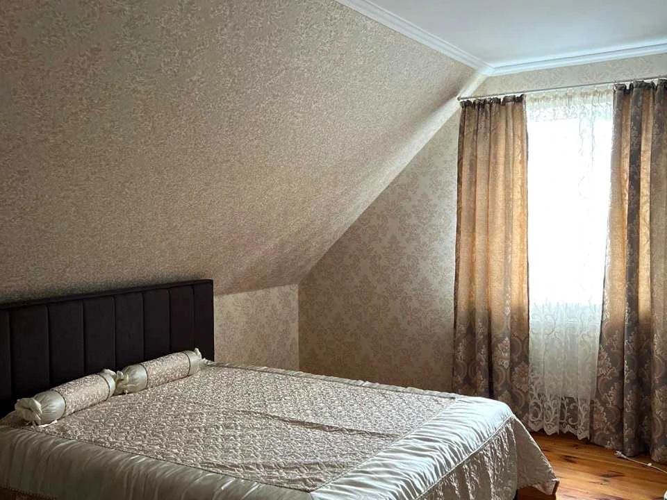 Будинок. Житомир, Вишнева