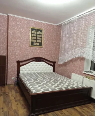 Продається укомплектований двоповерховий будинок на Старому