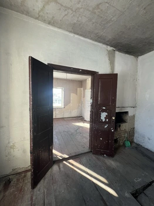 Продам будинок 55 м² на Мальованці з приватизованою ділянкою
