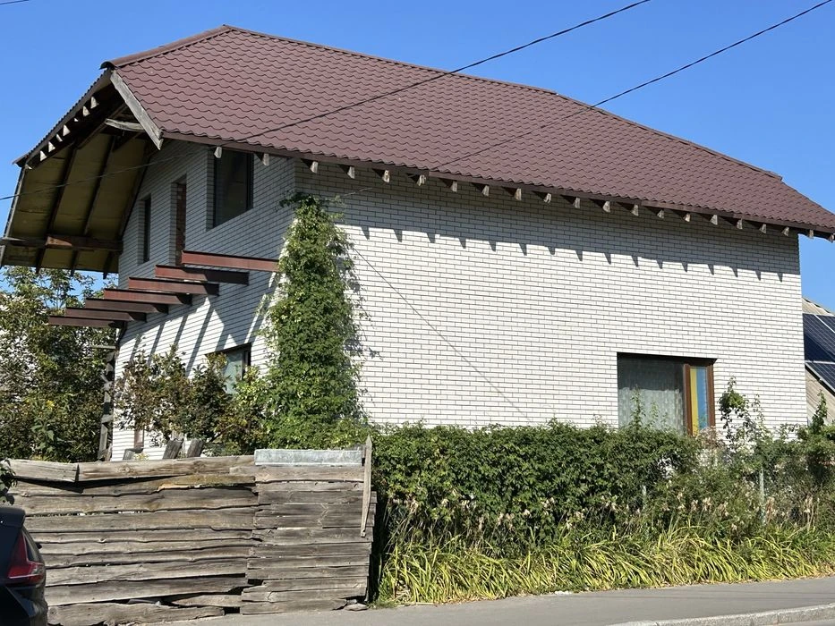 Короленка вул., фасад, будинок - можливо під бізнес