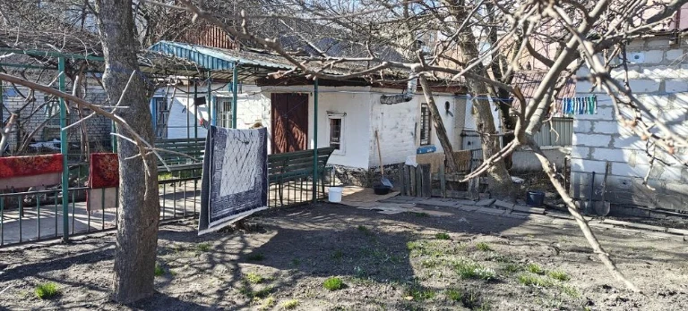 Житомир продам частину будинку