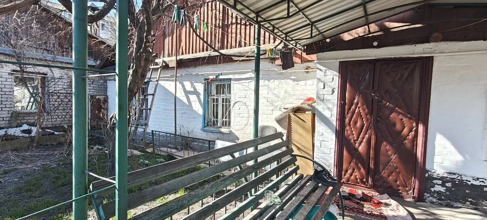 Житомир продам частину будинку