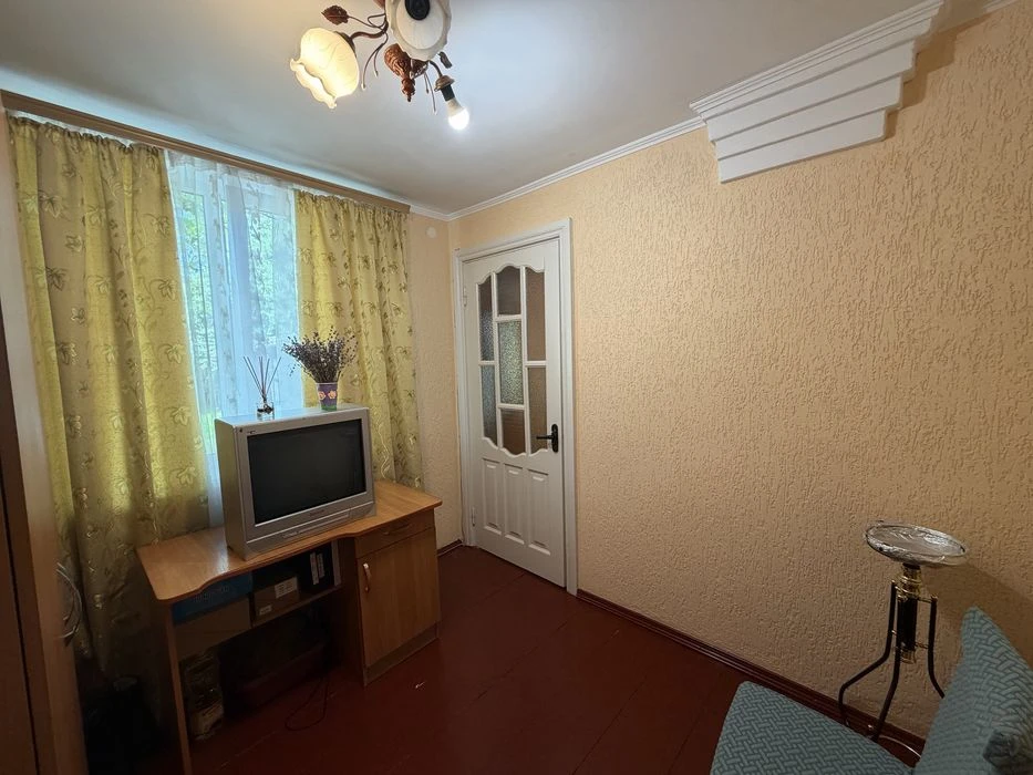 Житомир продам частину будинку