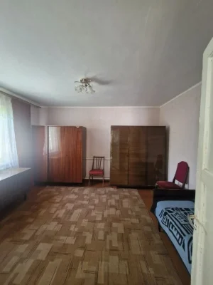 Продам окремий будинок