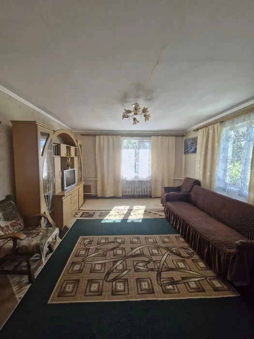 Продам окремий будинок