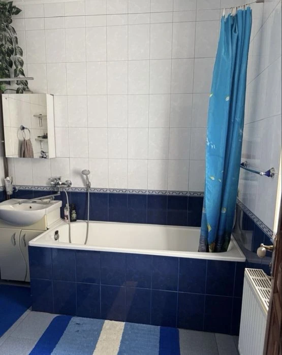 продаж будинку в ЦЕНТРІ