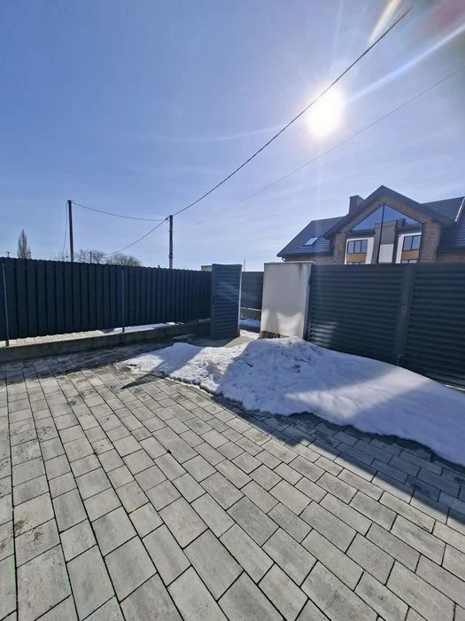 Новий котедж біля Тернополя 5 хв до міста, власна ділянка