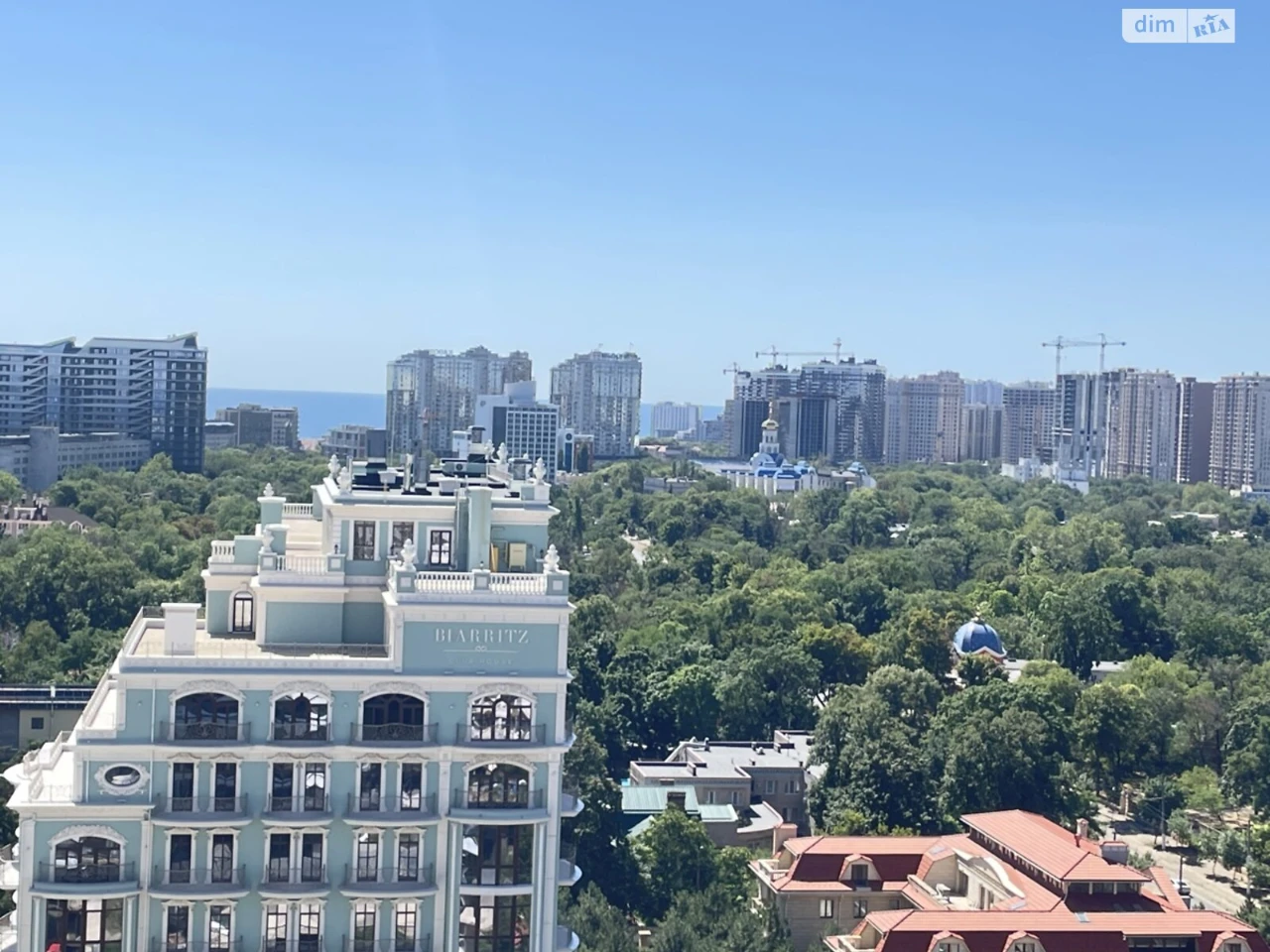 Продажа квартир Приморский.