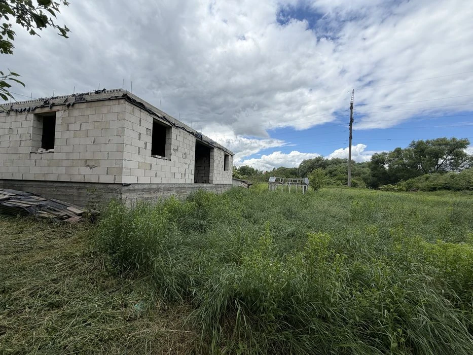 Продаж коробки Лезневе