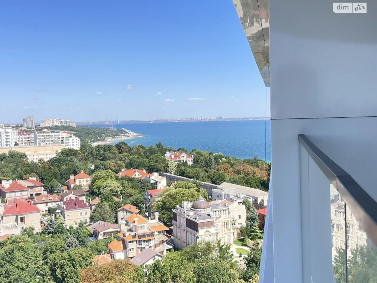 Продажа квартир Приморский.