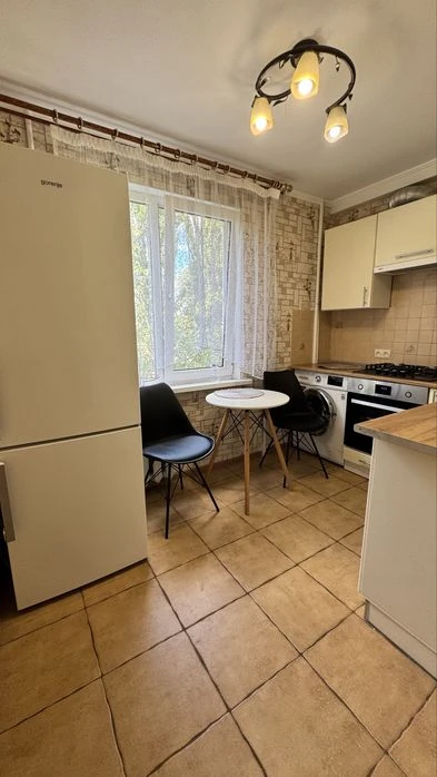 Продам 3к квартиру на низком этаже в отличном районе!