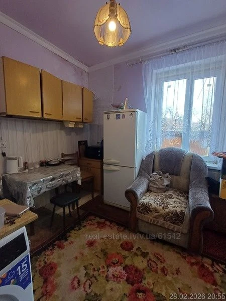 53 тис дол Продаж част.будинку кв 28 м кв  + земля район Лев