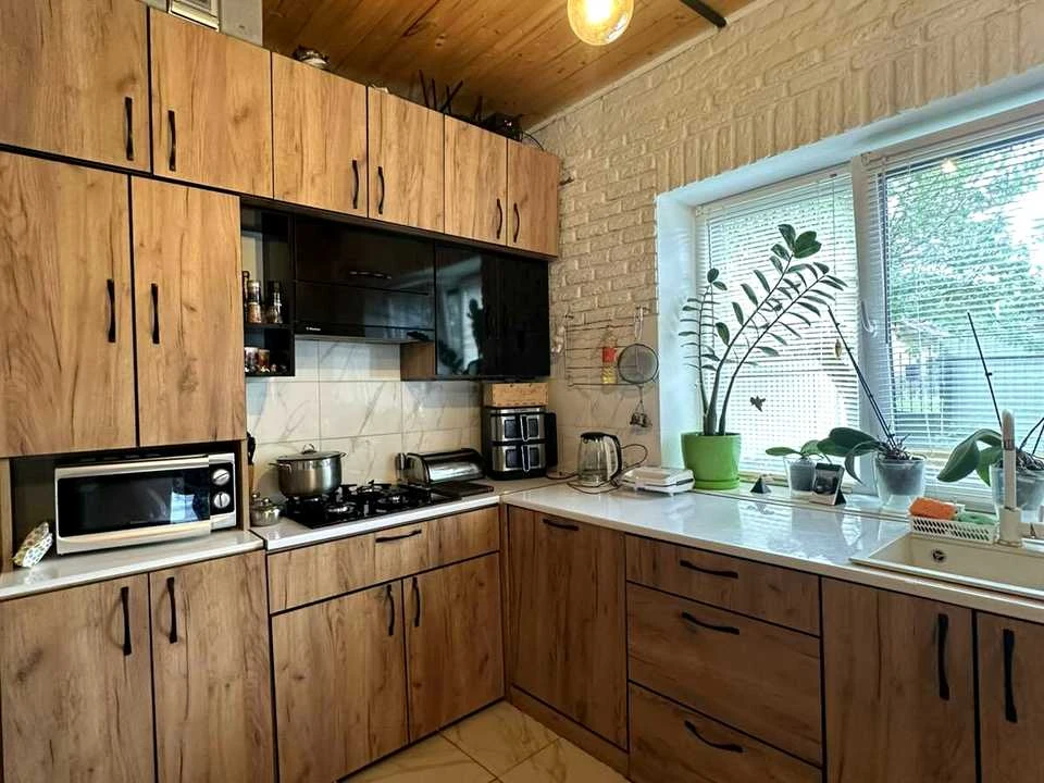 Будинок. Львів, Перехід вул.