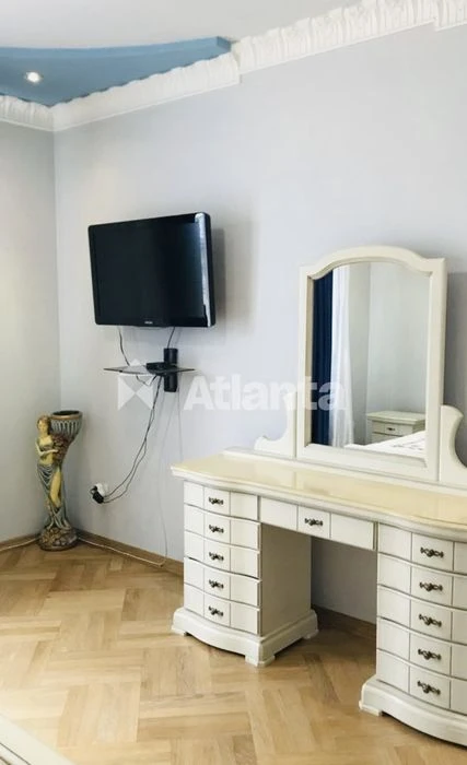 Продаж  затишного будинку з ремонтом Львів!