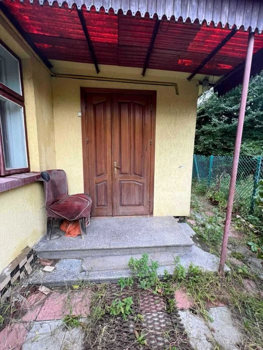 Продаж будинку по вул. Брюховицька