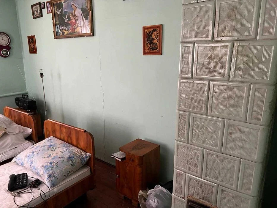 Продаж будинку по вул. Брюховицька