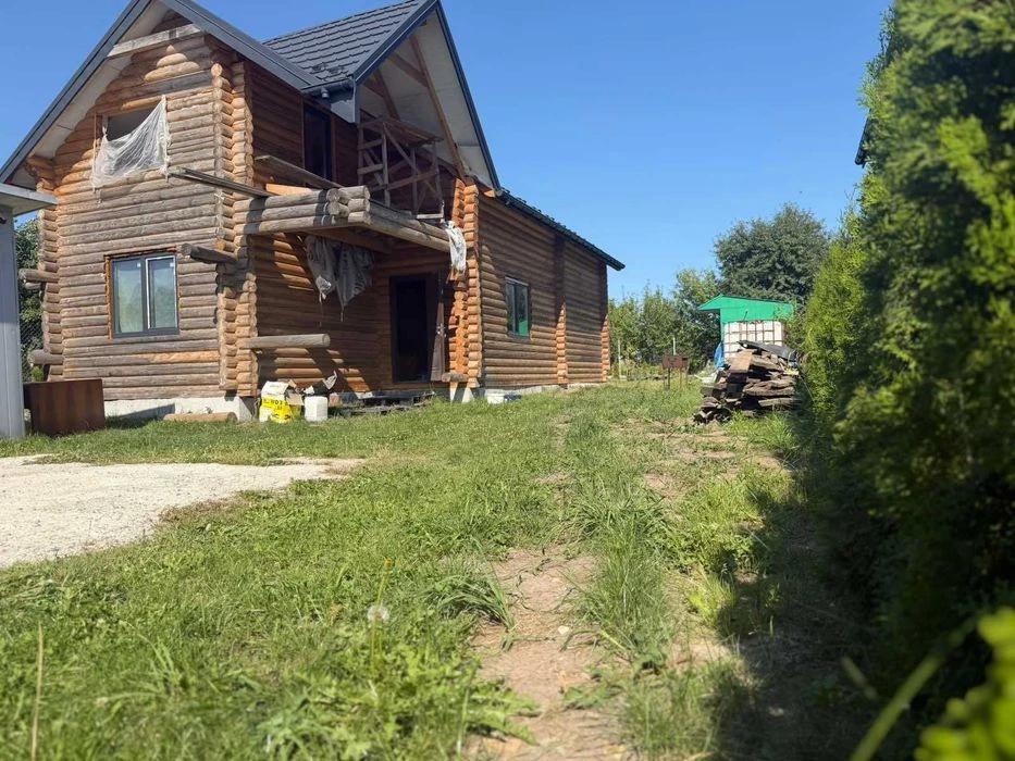 Продаж будинку зі зрубу по вул. Вулецька