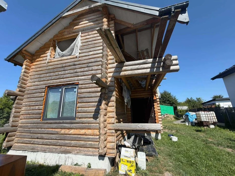 Продаж будинку зі зрубу по вул. Вулецька