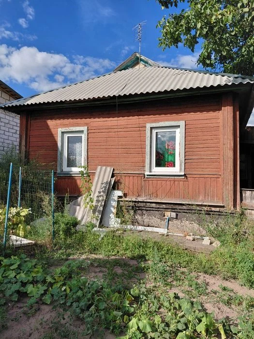 Продам  дом Новоселовка.