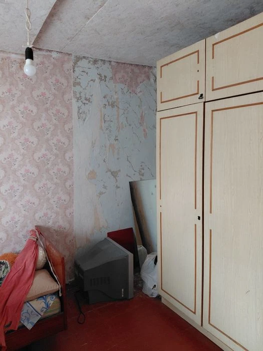 Продам  дом Новоселовка.