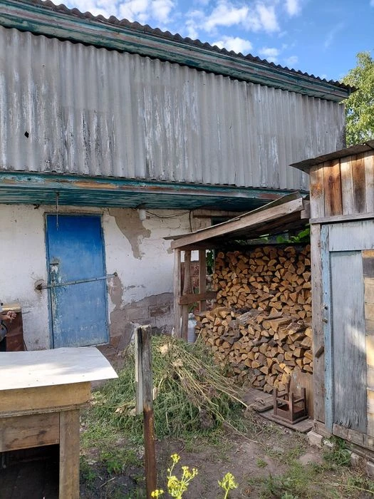 Продам  дом Новоселовка.