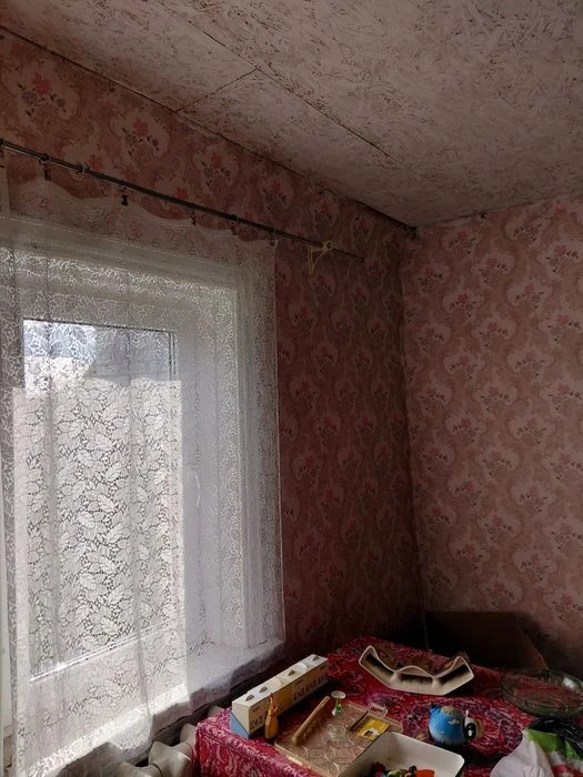 Продам  дом Новоселовка.