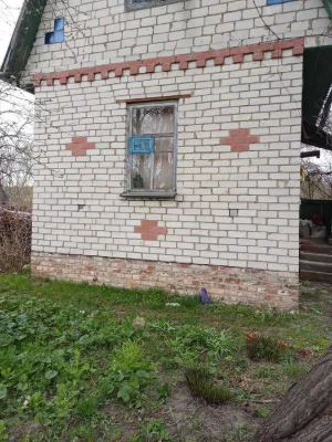 Продається двоповерхова цегляна дача в ст «Вікторія» з можли