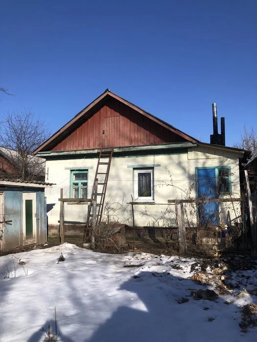 Продам затишний будинок в місті
