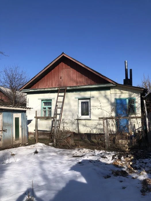 Продам затишний будинок в місті