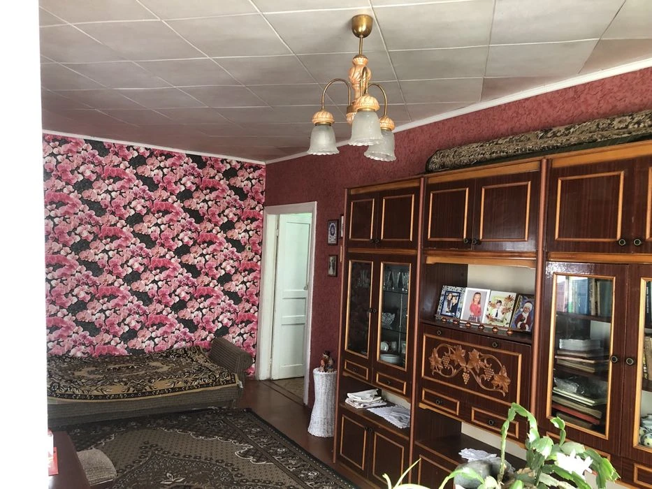 Продам затишний будинок в місті