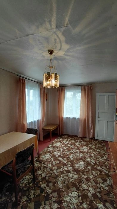 Дача з документами на будинок в передмісті Чернігова