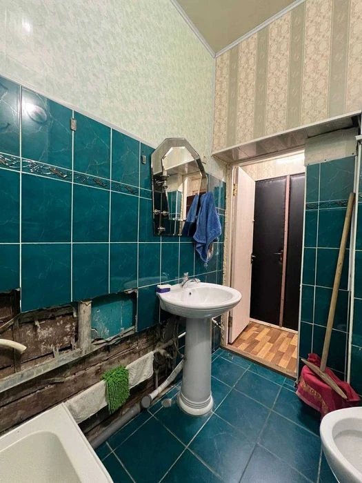 Продам часть дома 45 м кв с ремонтом Холодная гора ул Свирск