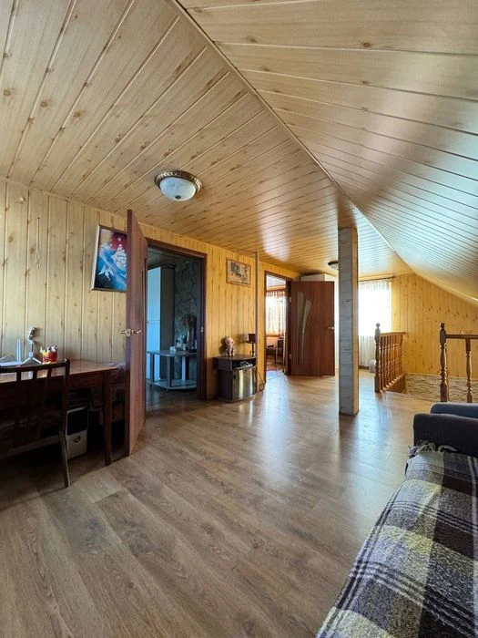 Продаж! Окремий будинок 120 м² на 12 сотках, усі комунікації