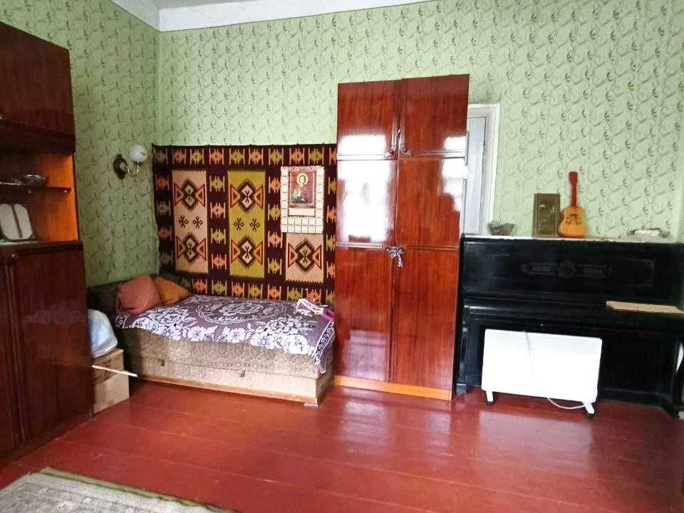 Будинок. Чернігів, Бориса Луговського вул. (Рози Люксембург)