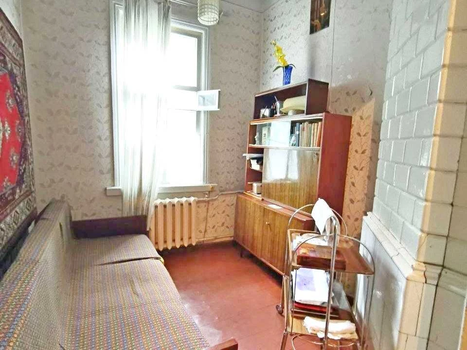 Будинок. Чернігів, Бориса Луговського вул. (Рози Люксембург)