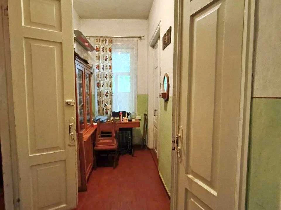 Будинок. Чернігів, Бориса Луговського вул. (Рози Люксембург)