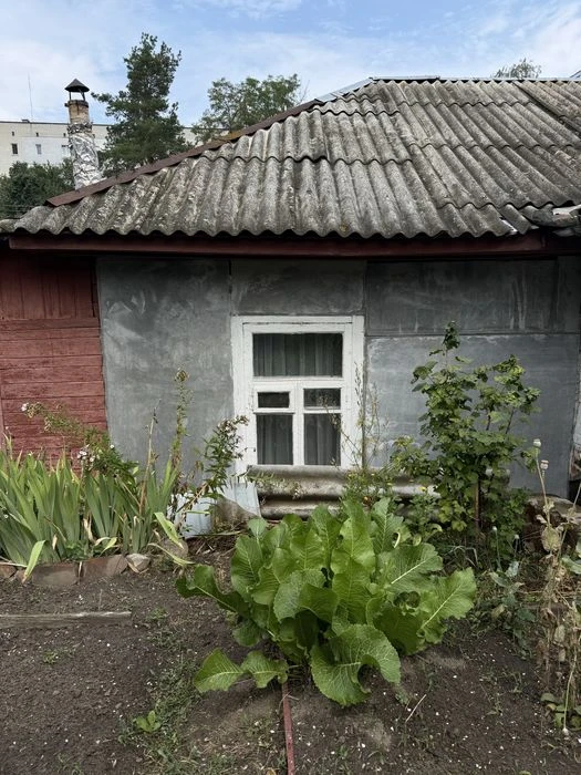 Продаж частини будинку з окремим двором, вул. Могилянського,