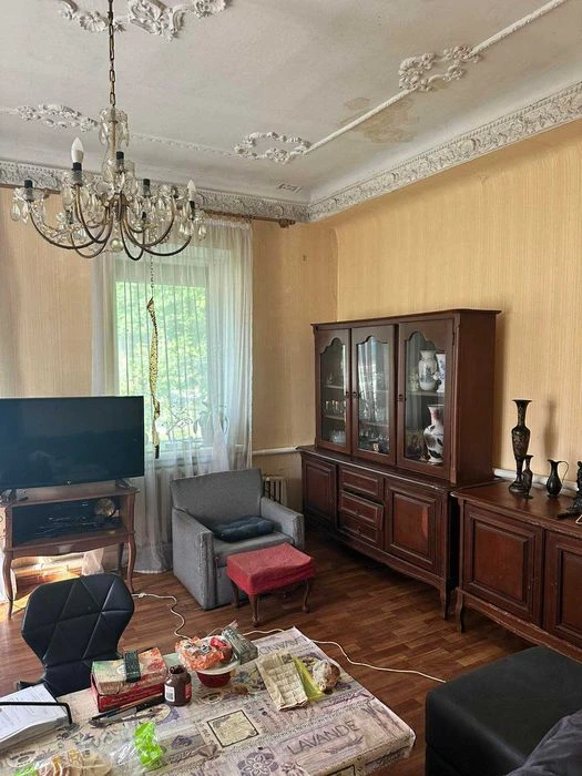 Продам домоволодіння метро Холодна Гора