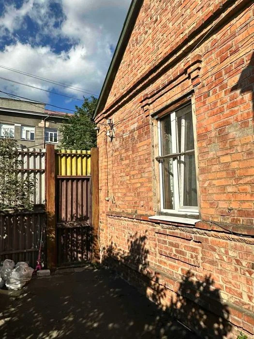 Продам домоволодіння метро Холодна Гора
