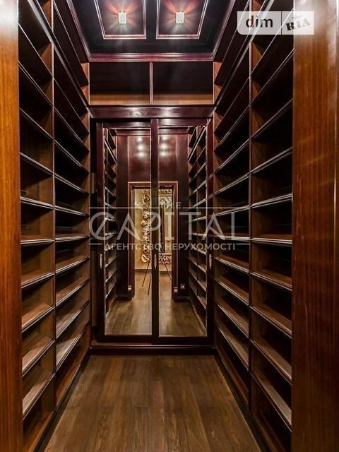 Sale of 5-room apartment 320 sq. m on Lomakivska 56/2 street • ID 3