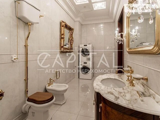 Sale of 5-room apartment 320 sq. m on Lomakivska 56/2 street • ID 3