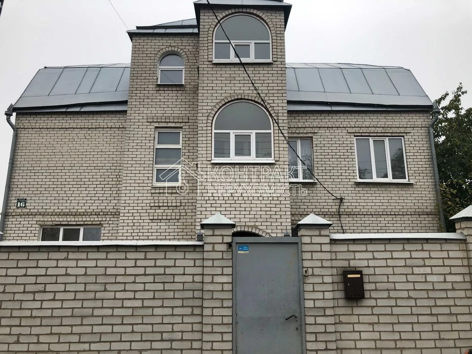 Продаж 3 поверхового будинку в Харкові