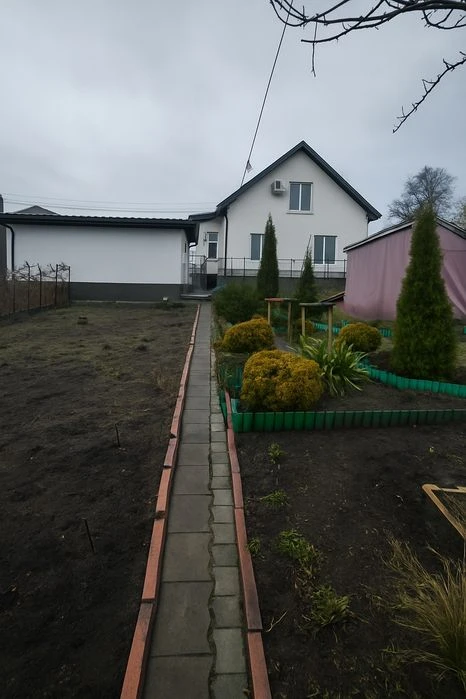 Дім у який хочеться повертатися. Продам будинок майже в цент