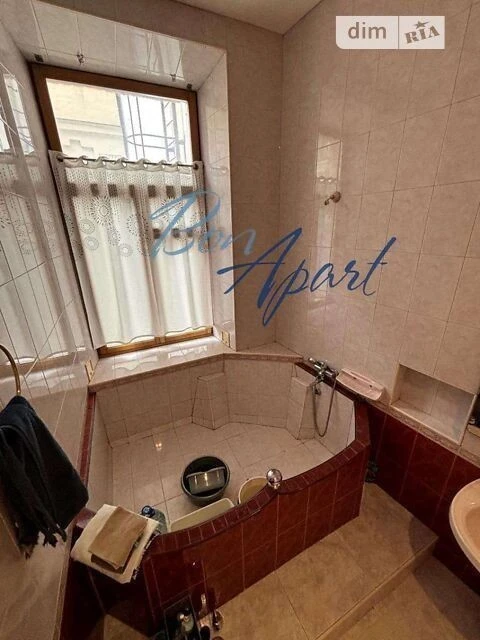 Sale of 5-room apartment 156 sq. m on Yaroslaviv Val 14 street • ID 3