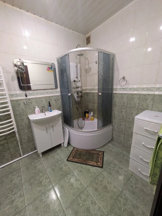 Продається сучасний  будинок в с.Сад