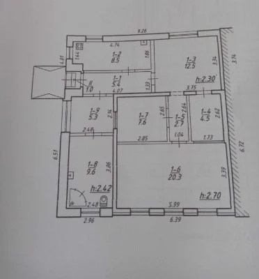 Продаж  будинка  район Басів. Е відновлення розглянемо.
