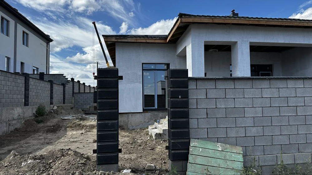 Продам Котедж міські комунікації Тепла підлога