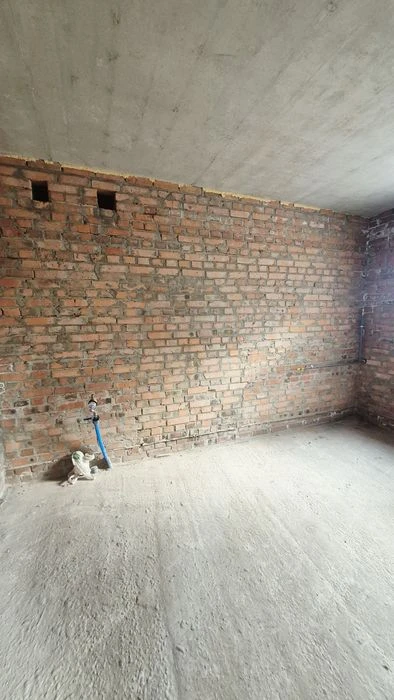 Продам котеджі в Рівному з міськими комунікаціями!!